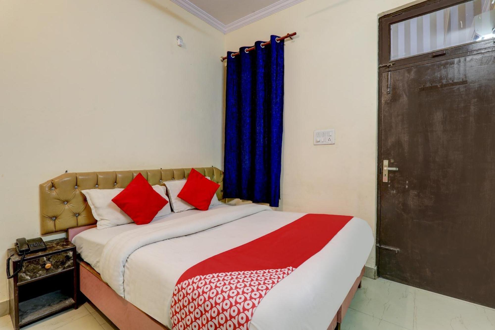 Hotel O Moon Palace Near Sahara Ganj Mall ลัคเนา ภายนอก รูปภาพ