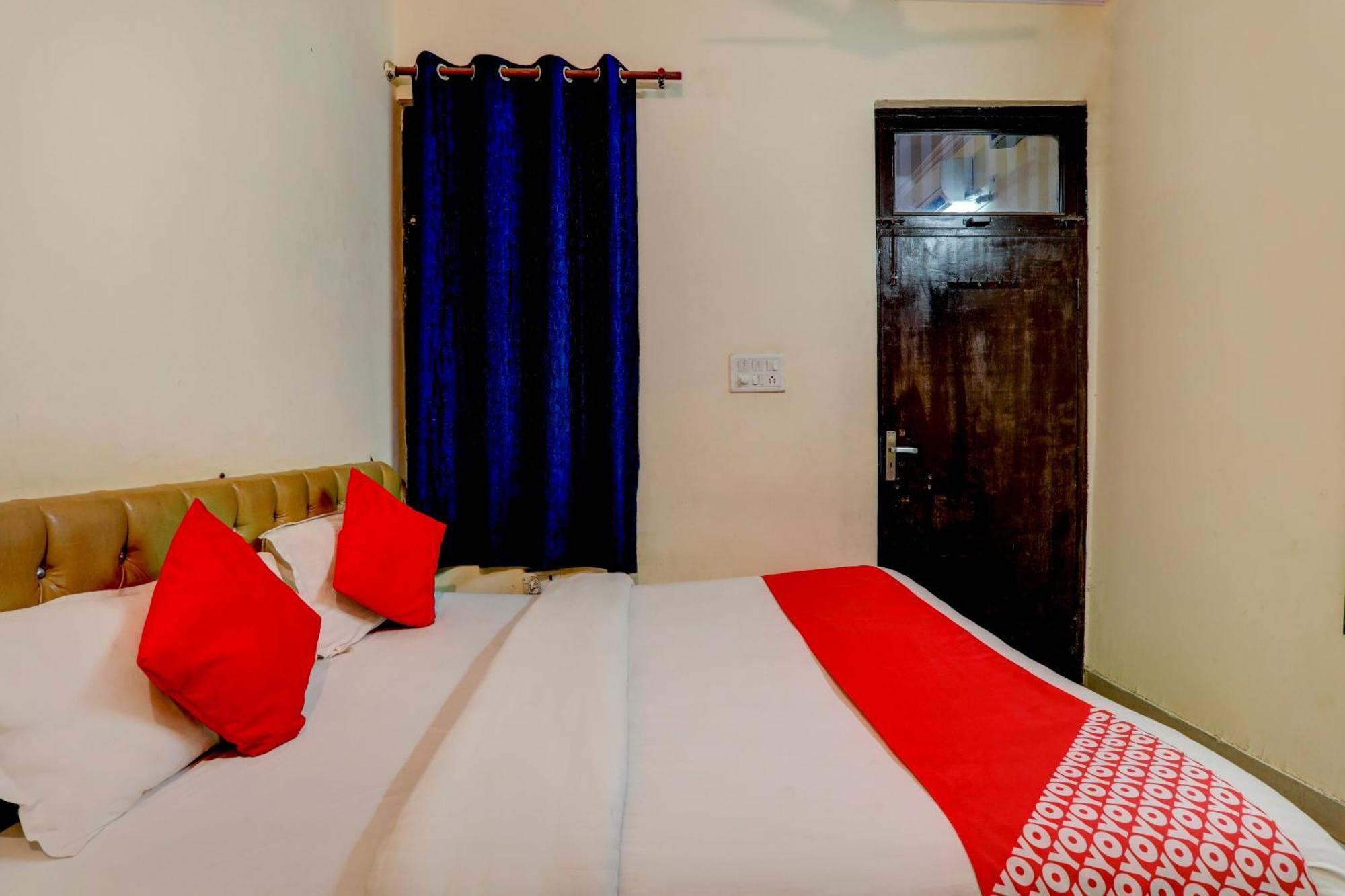 Hotel O Moon Palace Near Sahara Ganj Mall ลัคเนา ภายนอก รูปภาพ